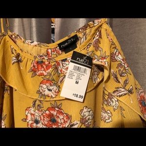 Floral Long-sleeved Top